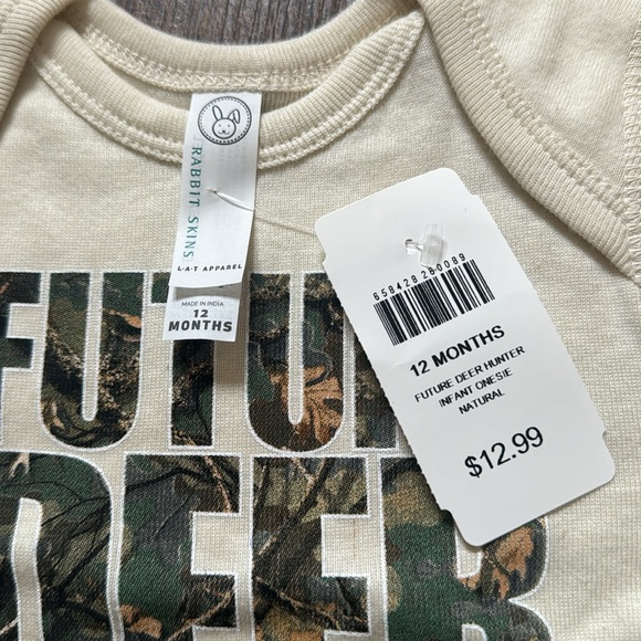 Bass Pro Shops ‘Future Deer Hunter’ Camo onesie - Picture 2 of 3
